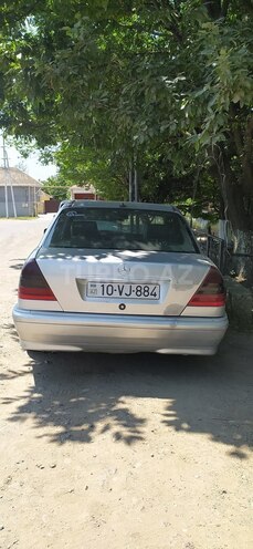 Mercedes C 220 1995, 280,000 km - 2.2 l - Lənkəran