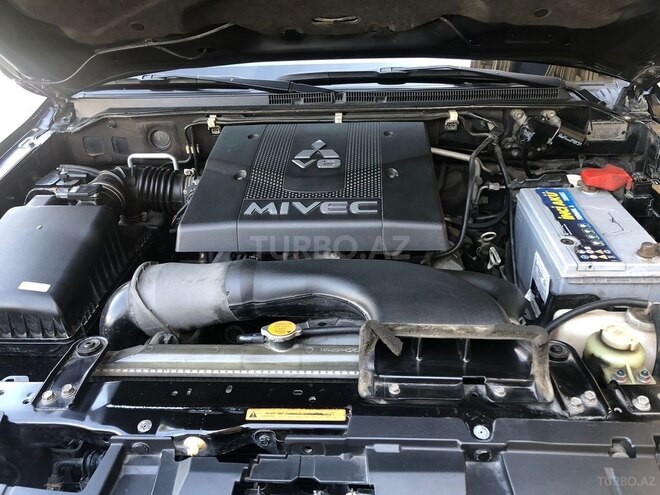 Mitsubishi Pajero 2007, 202,000 km - 3.8 l - Bakı