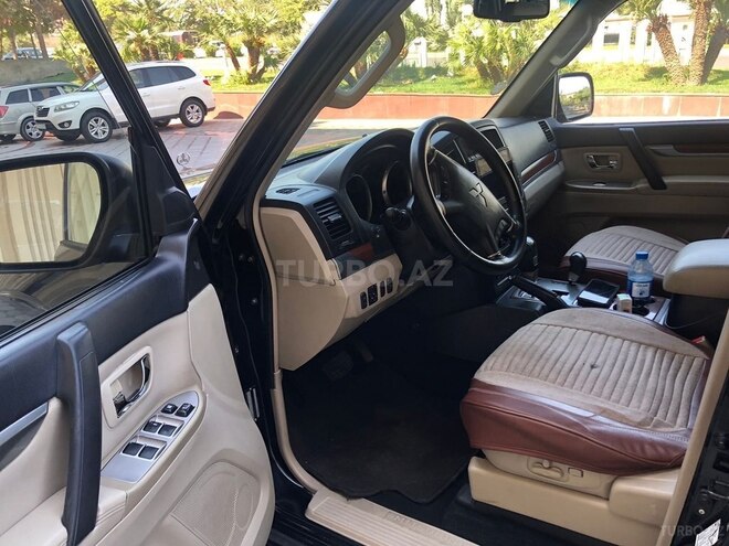 Mitsubishi Pajero 2007, 202,000 km - 3.8 l - Bakı
