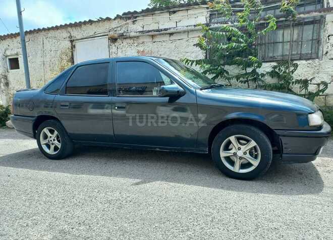 Opel Vectra 1994, 300,000 km - 2.0 l - Bakı