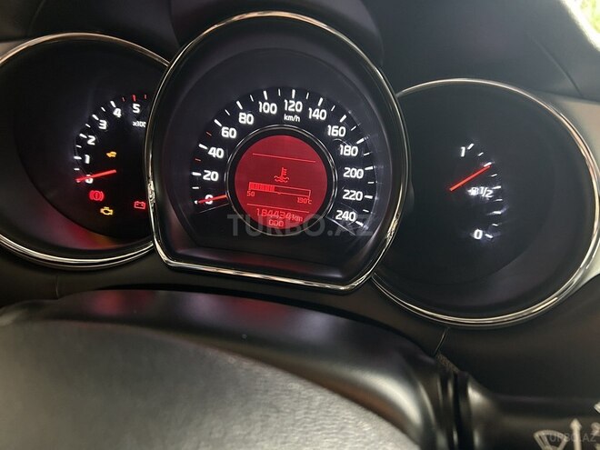 Kia  2014, 201,000 km - 1.6 l - Bakı