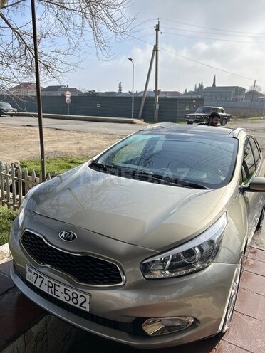 Kia  2014, 201,000 km - 1.6 l - Bakı