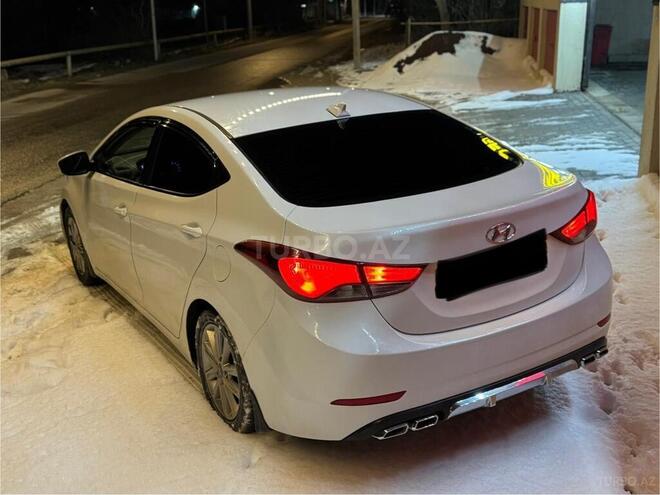 Hyundai Elantra 2015, 284,854 km - 1.8 л - Bakı