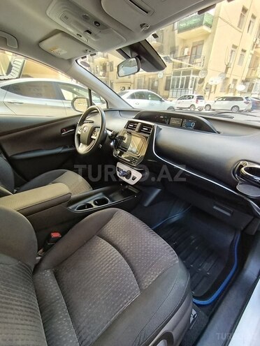 Toyota Prius 2017, 135,322 km - 1.8 l - Bakı