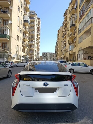 Toyota Prius 2017, 135,322 km - 1.8 l - Bakı