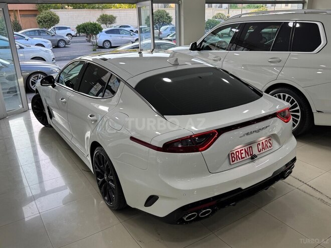 Kia Stinger-17