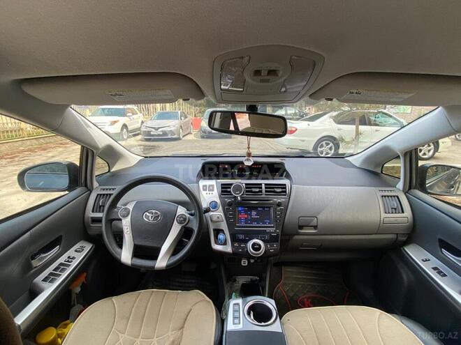 Toyota Prius V 2012, 257,495 km - 1.8 л - Bakı