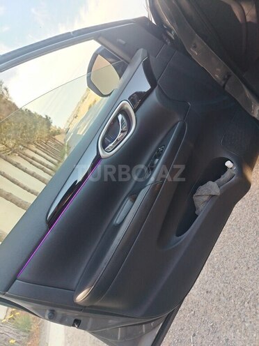 Nissan Sentra 2016, 160,000 km - 1.8 л - Bakı