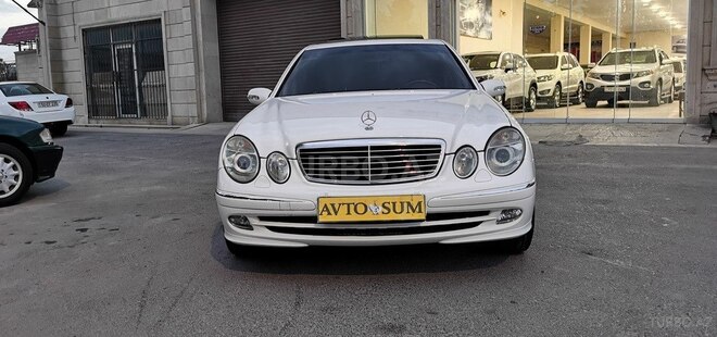 Mercedes E 320-18