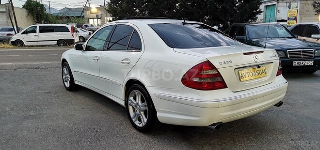 Mercedes E 320-15