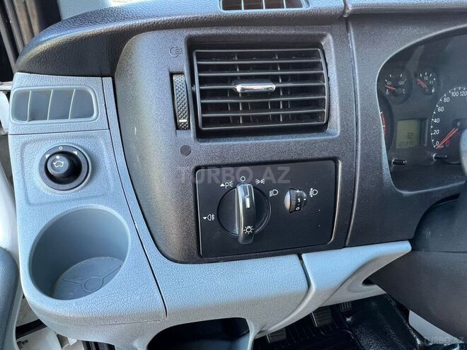 Ford Transit 2009, 186,000 km - 2.4 l - Sabirabad
