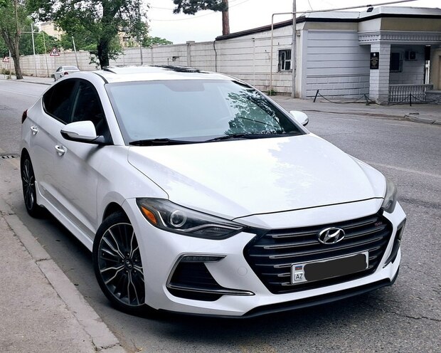 Hyundai Elantra 2018, 70,000 km - 1.6 л - Bakı
