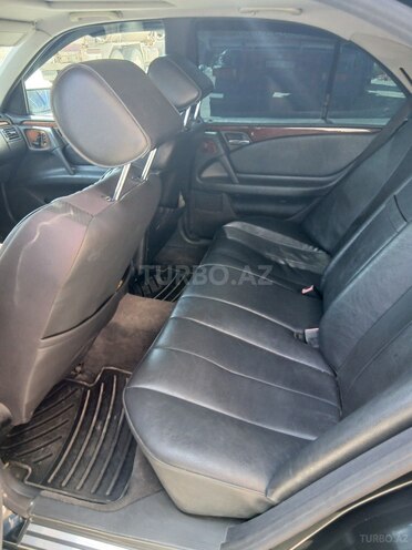 Mercedes E 240 1998, 440,000 km - 2.4 l - Bakı