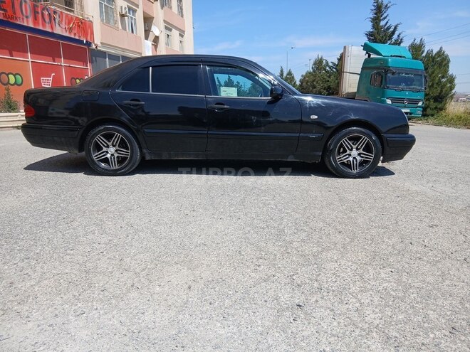 Mercedes E 240 1998, 440,000 km - 2.4 l - Bakı