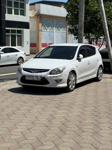 Hyundai i30 2010, 301,000 km - 1.4 l - Bakı