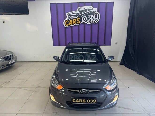 Hyundai Accent-9