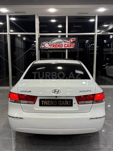 Hyundai Sonata-9