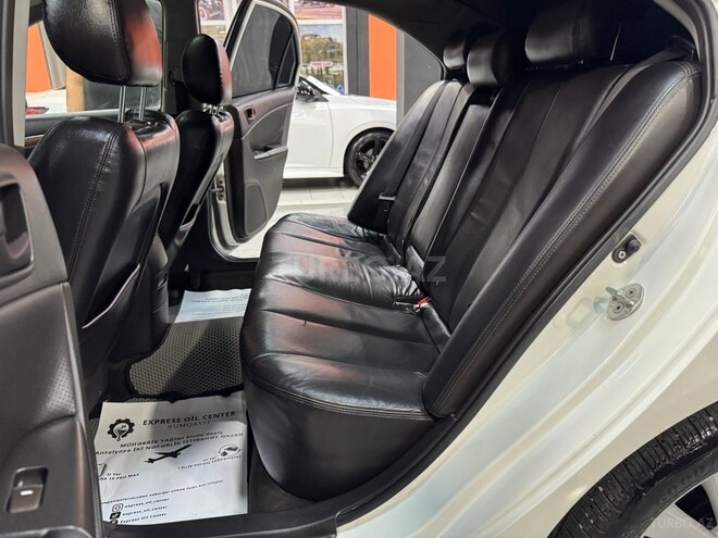Hyundai Sonata-21