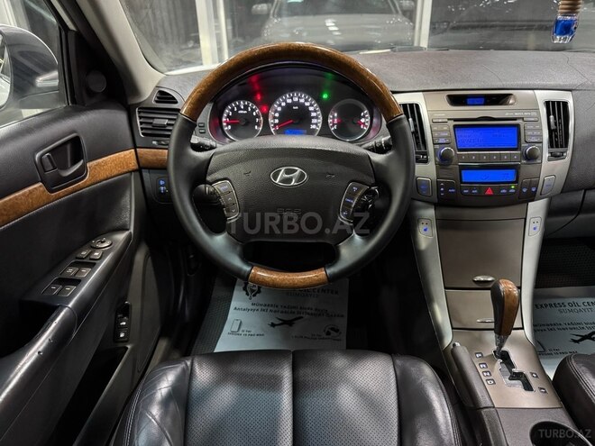 Hyundai Sonata-19