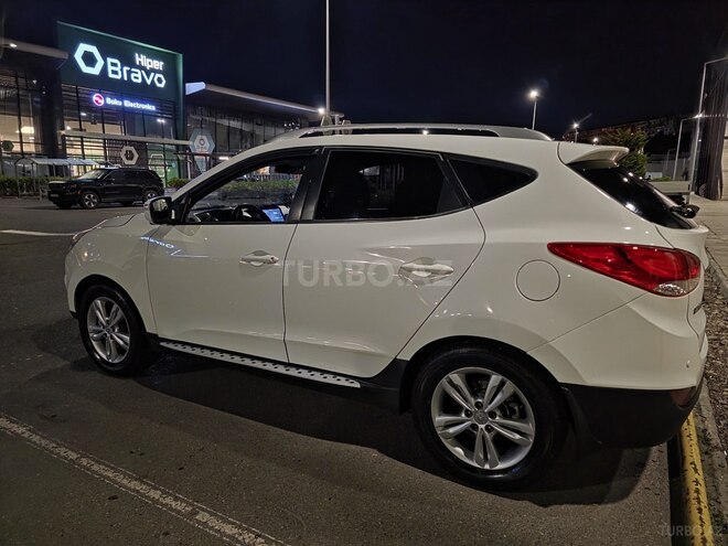 Hyundai Tucson 2010, 240,000 km - 2.0 l - Bakı