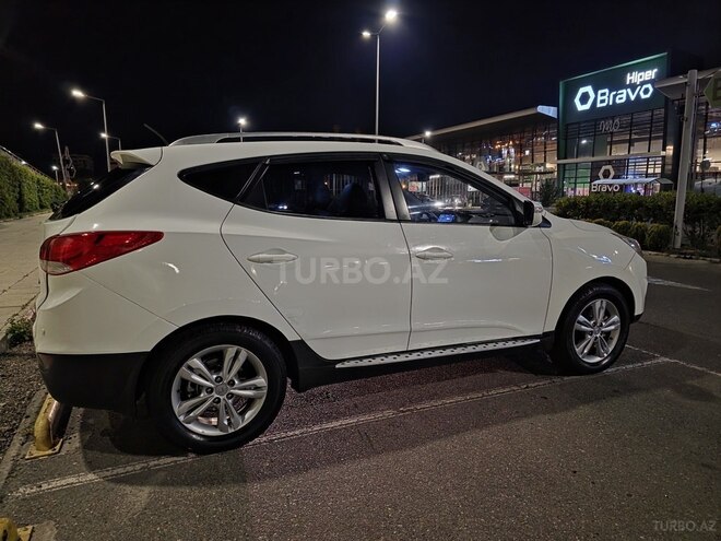 Hyundai Tucson 2010, 240,000 km - 2.0 l - Bakı