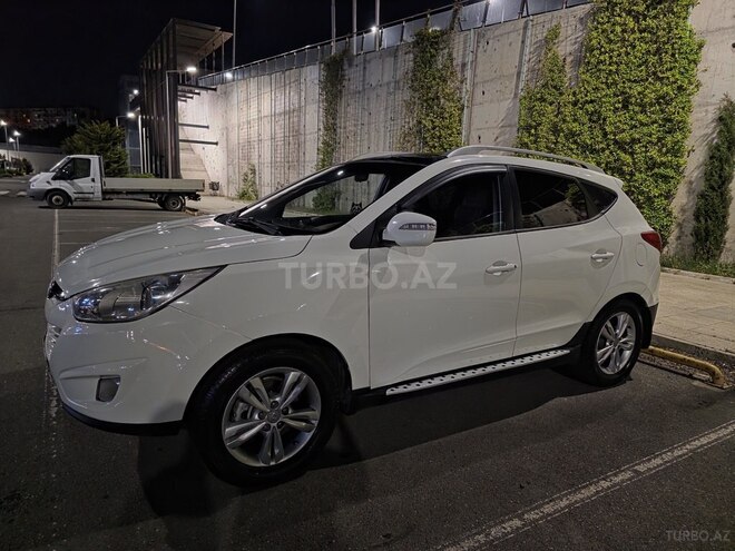 Hyundai Tucson 2010, 240,000 km - 2.0 l - Bakı