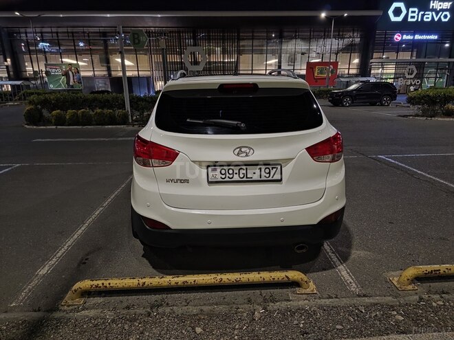 Hyundai Tucson 2010, 240,000 km - 2.0 l - Bakı