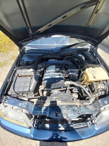Mercedes C 180 1997, 450,000 km - 1.8 л - Astara