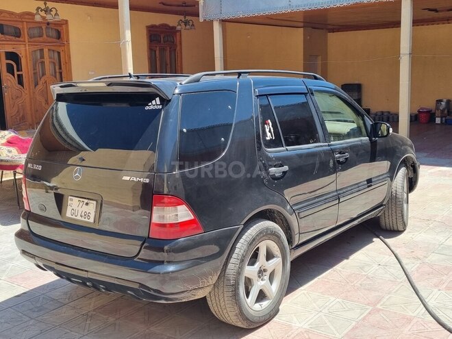 Mercedes ML 320 2003, 215,000 km - 3.2 l - Şəmkir