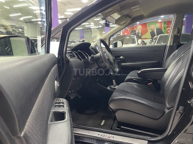 Nissan Tiida-8