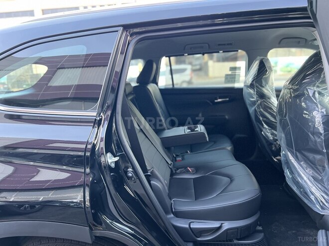 Toyota Highlander-10