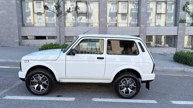 LADA (VAZ) Niva 2024, 12,600 km - 1.7 л - Bakı