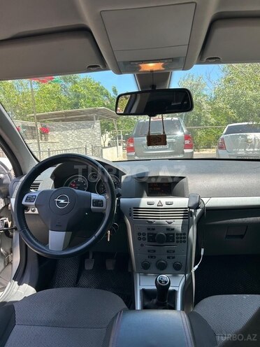 Opel Astra 2009, 218,000 km - 1.4 l - Sumqayıt