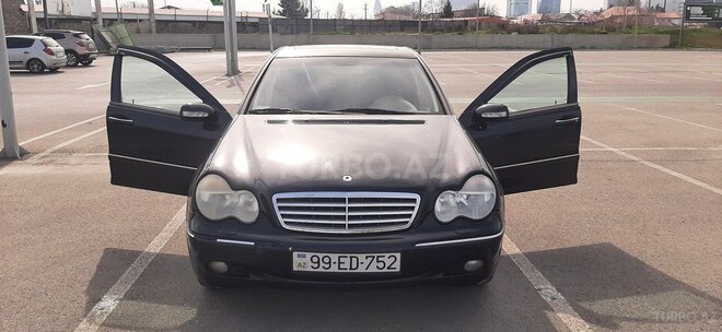 Mercedes C 240 2001, 258,000 km - 2.6 л - Bakı