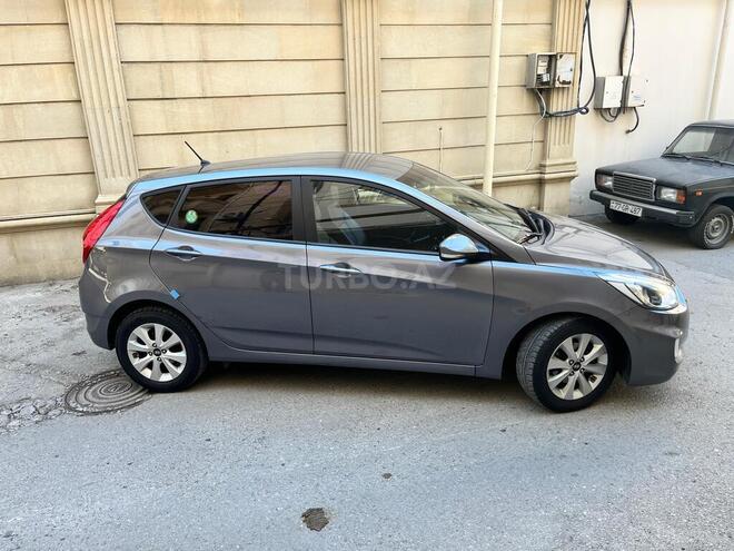 Hyundai Accent 2015, 158,000 km - 1.4 л - Bakı