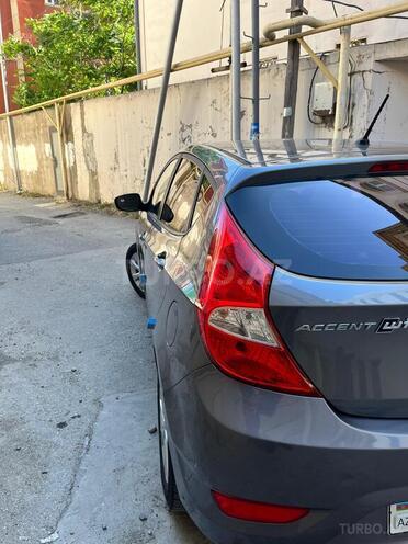 Hyundai Accent 2015, 158,000 km - 1.4 л - Bakı