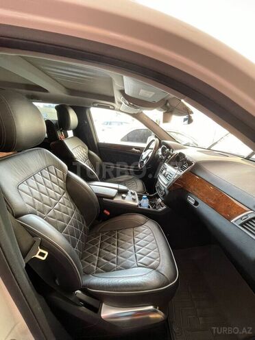 Mercedes GL 500 4MATIC 2013, 151,300 km - 4.7 l - Bakı