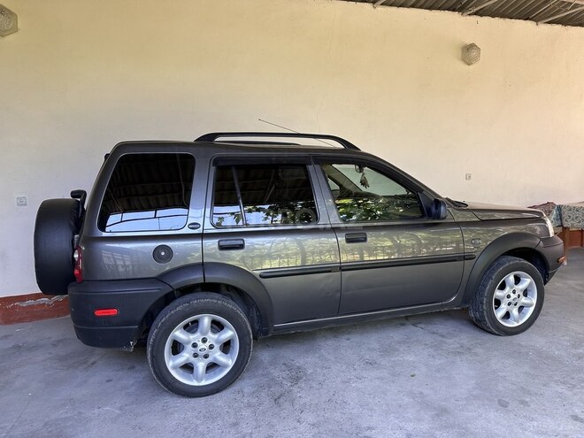 Land Rover Freelander 2003, 196,000 km - 2.5 l - Şəmkir