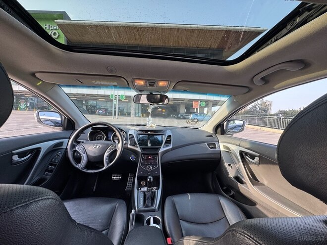 Hyundai Avante 2014, 192,000 km - 1.6 л - Bakı
