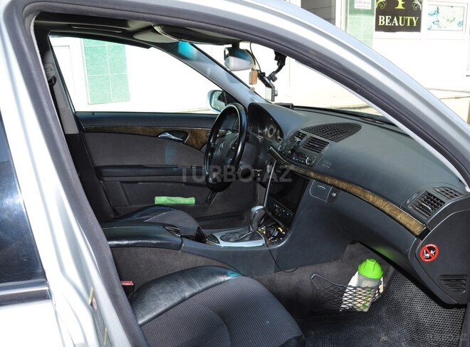 Mercedes E 270 2004, 638,000 km - 2.7 l - Şamaxı