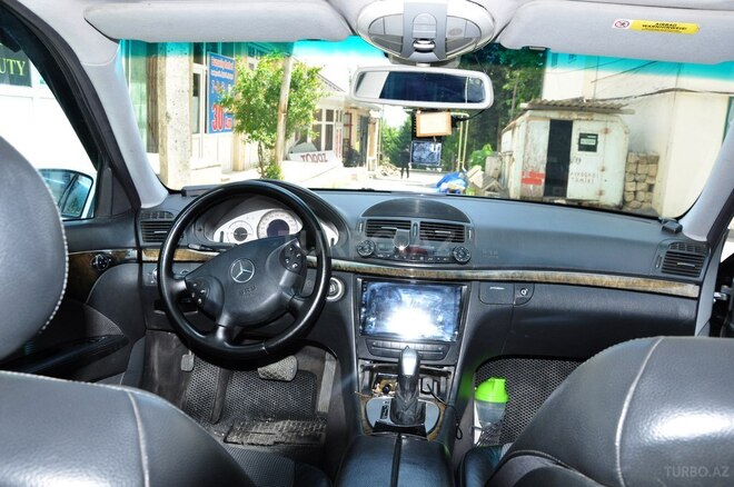 Mercedes E 270 2004, 638,000 km - 2.7 l - Şamaxı