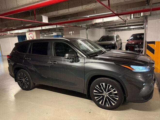 Toyota Highlander 2023, 27,496 km - 3.5 l - Bakı