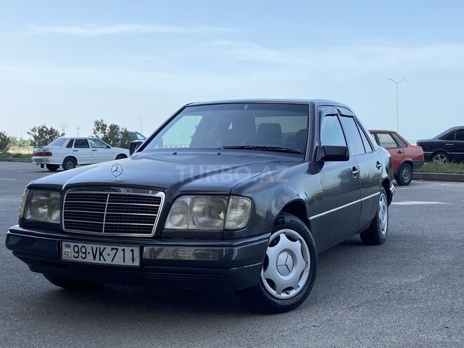 Mercedes E 250 1995, 357,000 km - 2.5 l - Sumqayıt