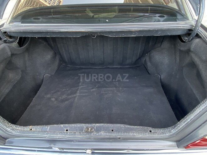 Mercedes E 250 1995, 357,000 km - 2.5 l - Sumqayıt