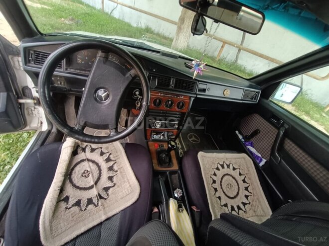 Mercedes 190 1991, 415,444 km - 1.8 l - Bakı