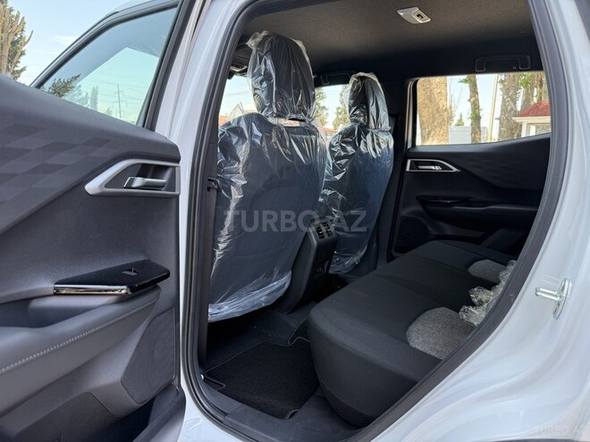 Mitsubishi Outlander Sport-12