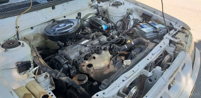 Kia  1994, 350,000 km - 1.5 l - Qax