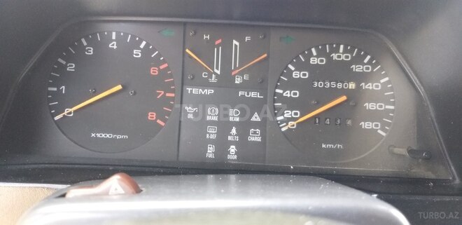 Kia  1994, 350,000 km - 1.5 l - Qax