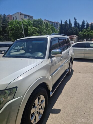Mitsubishi Pajero 2007, 351,825 km - 3.8 л - Sumqayıt