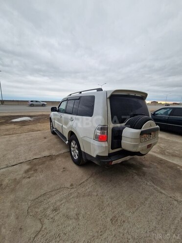 Mitsubishi Pajero 2007, 351,825 km - 3.8 л - Sumqayıt